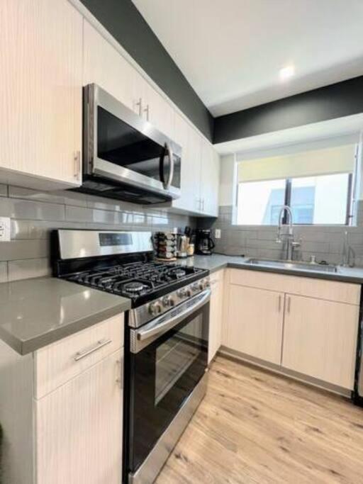4Br Townhouse In Koreatown Лос-Анджелес Экстерьер фото
