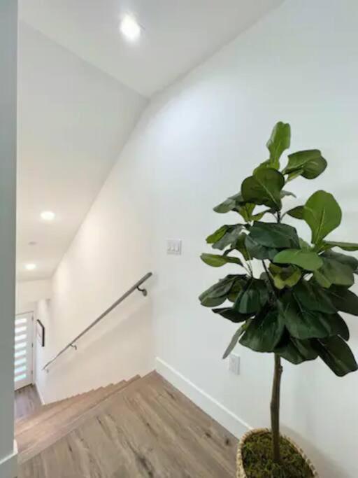 4Br Townhouse In Koreatown Лос-Анджелес Экстерьер фото